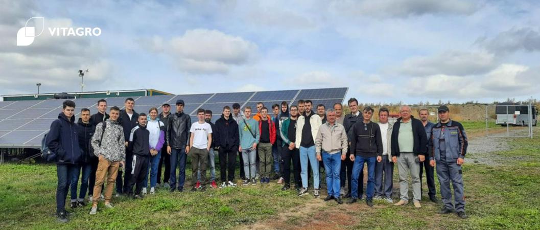 Students touring the solar power station.